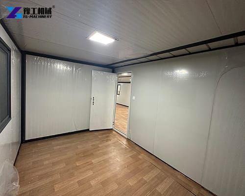 the third bedroom of the 3 bedroom 40ft prefab house