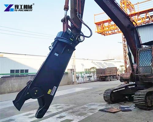 YG excavator scrap shear for sale display