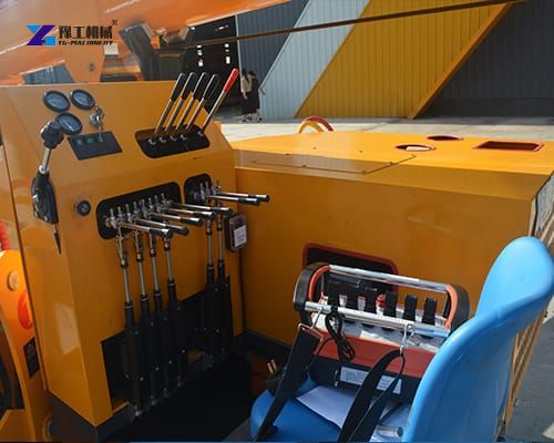 control system of the mini crawler crane