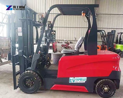small compact forklift display