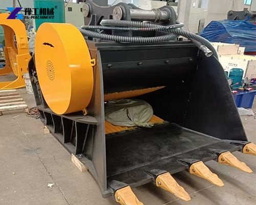 crushing bucket mounted on excavator