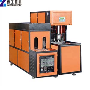 Semi-automatic one out one blow molding machine